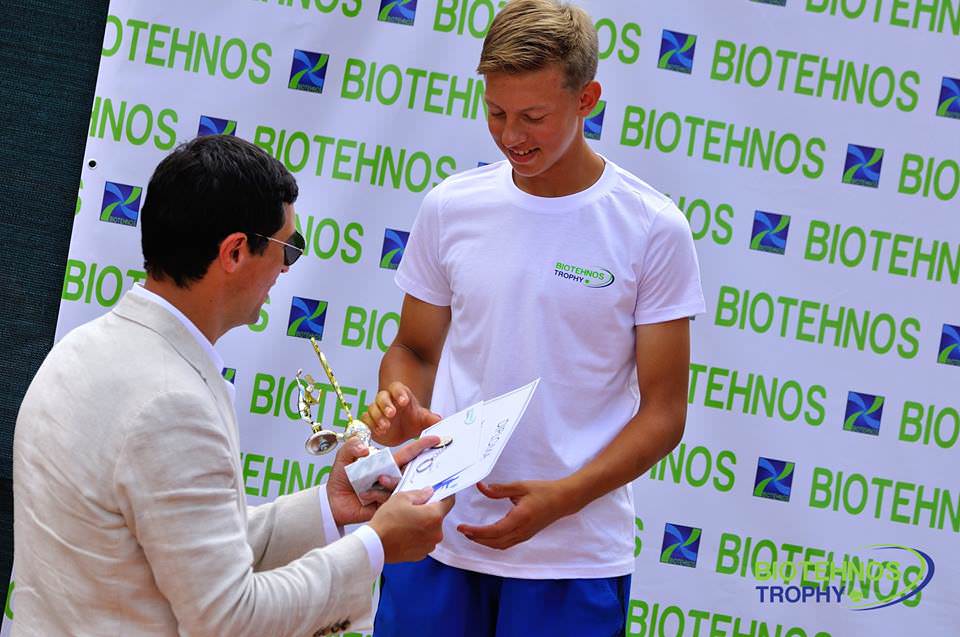 Maxim Cazac – jucătorul verii în lumea tenisului moldovenesc