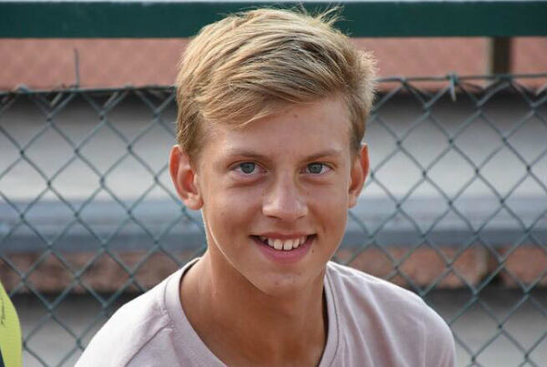 Maxim Cazac s-a calificat în runda a treia la turneul ”Jugend Cup”