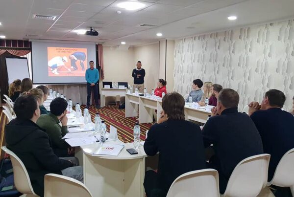 Cursul FTM pentru arbitrii de tenis. A doua zi